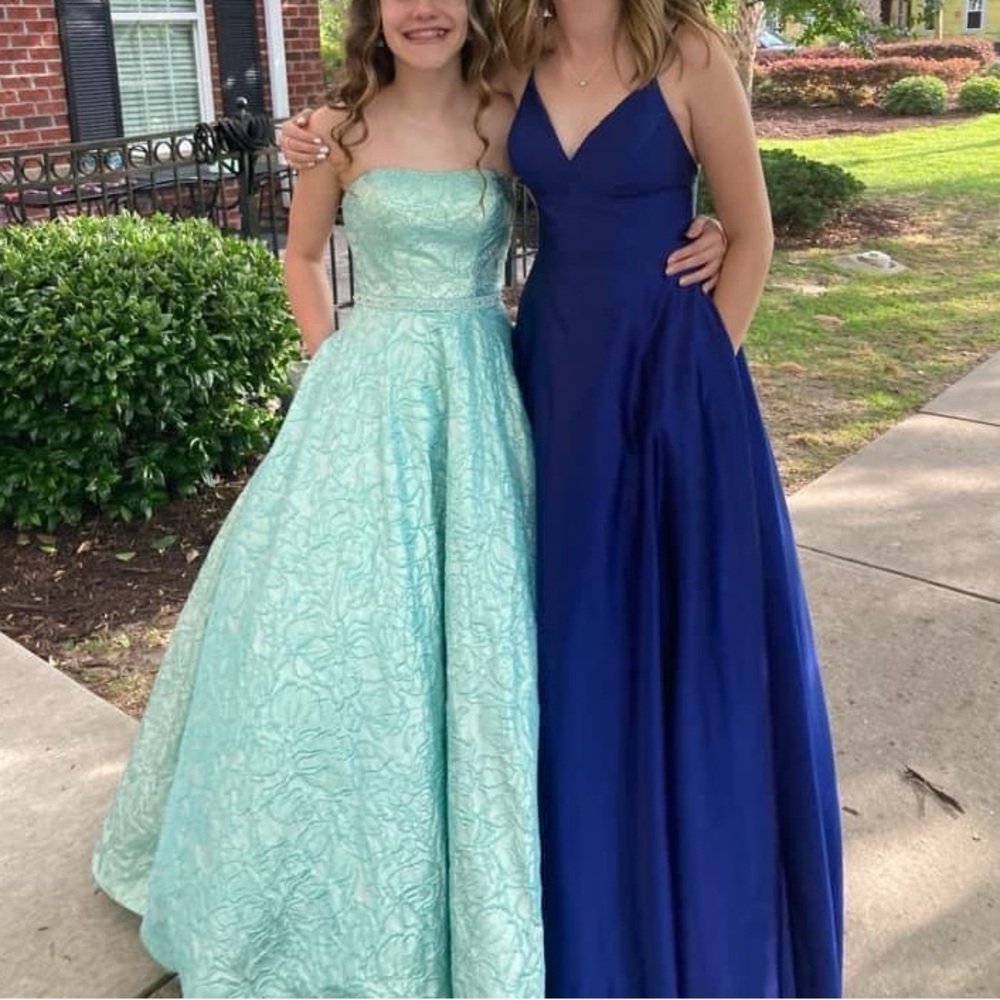 Long Royal blue prom dress